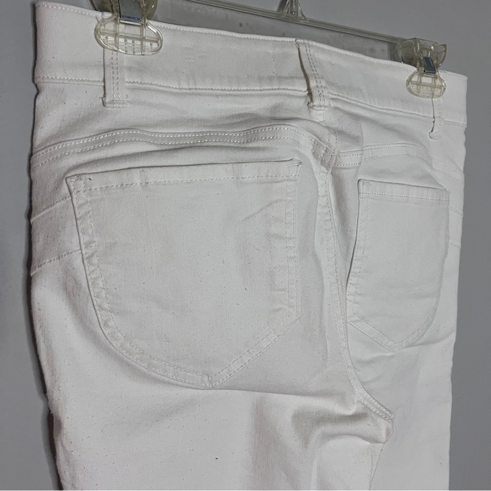 Vylette White Straight Leg Jean, size 7/28 NWOT - Picture 5 of 6